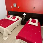 Hotel Huni Paris