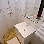 Huni 3* Paris