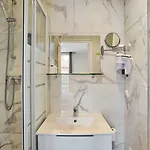 Hotel Huni Paris