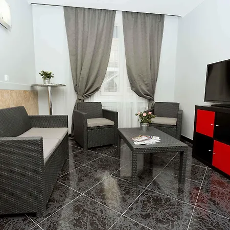 Hotel Huni 3*